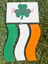 Load image into Gallery viewer, 19" x 11.5" 4-Piece Flag Door Hanger Wood Cutout