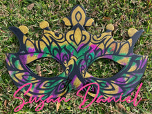 Load image into Gallery viewer, 24" x 17" Mardi Gras Mask Door Hanger Wood Craft Blank