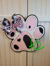 Load image into Gallery viewer, 15” Custom Name Paw Print WITH LINES Door Hanger Wood Craft Blank